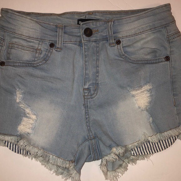 Denim Shorts - Picture 3 of 4